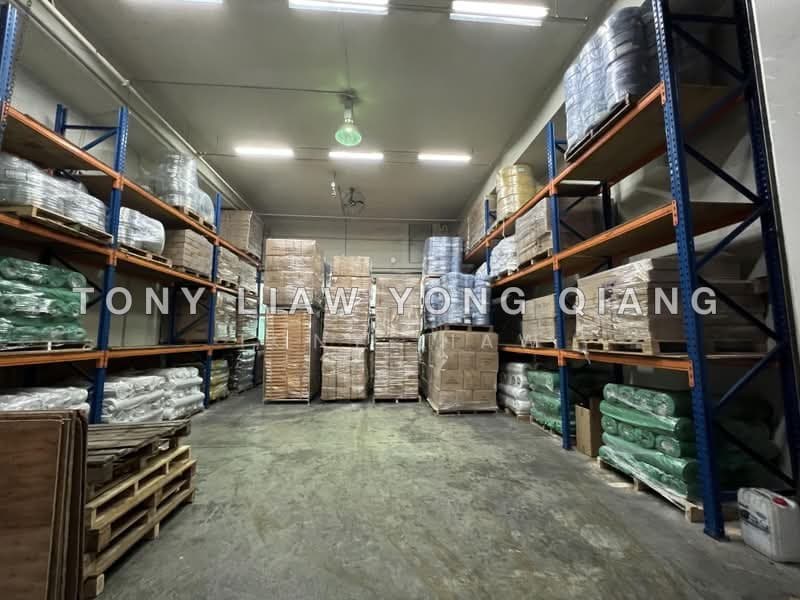 Mid-High Floor B1 Light Industrial Unit at Wcega Plaza – Vacant Possession