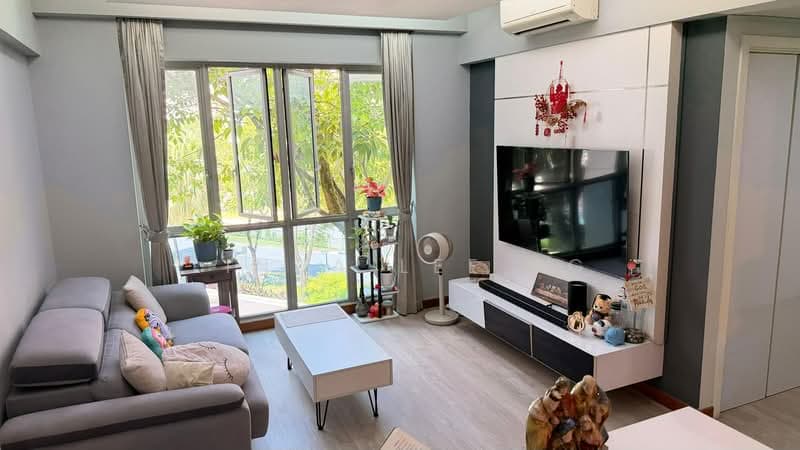 Whitewater 3-Bedroom Corner Unit with Unblocked Greenery View