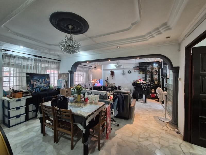 Spacious 4-Room HDB Flat at Blk 517 Choa Chu Kang Street 51