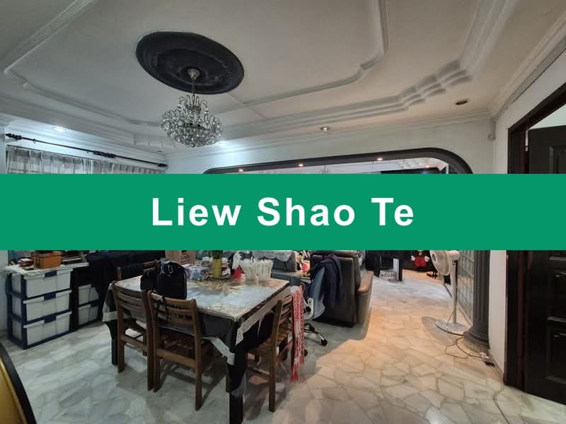 Spacious 4-Room HDB Flat at Blk 517 Choa Chu Kang Street 51