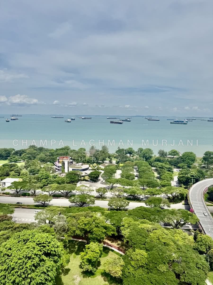 Amber Point – High-Floor 3-Bed Freehold Condo on Amber Road