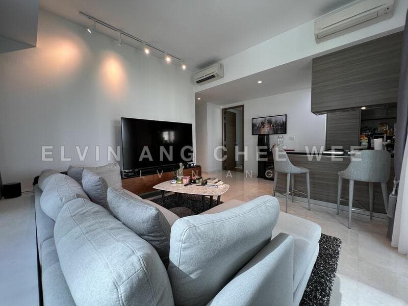 2-Bed Freehold Condo at 8 Saint Thomas Walk, River Valley