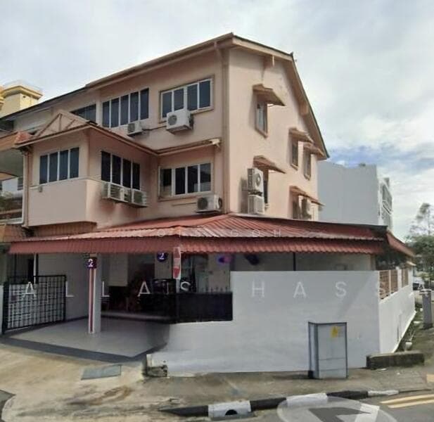 Freehold Corner Terrace House at Westerhout Road, District 14