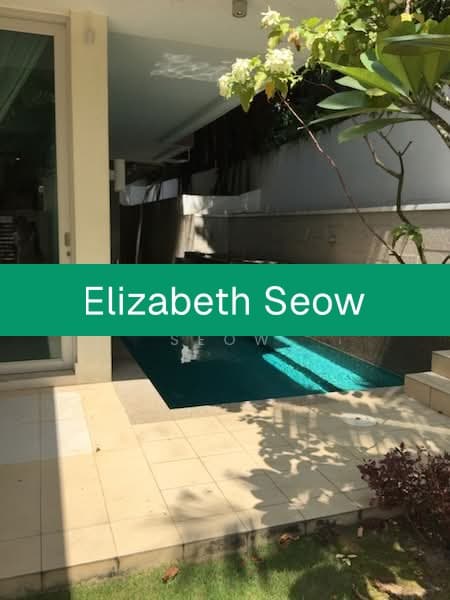 Modern Semi-Detached with Pool, Roof Terrace & Attic at Namly Crescent