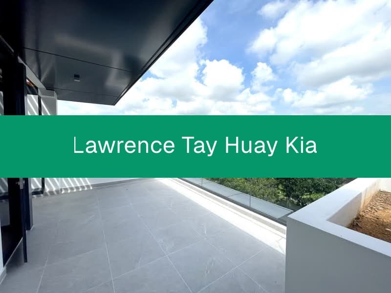 Newly TOP 999LH Inter-Terrace at Seletar Hills Estate