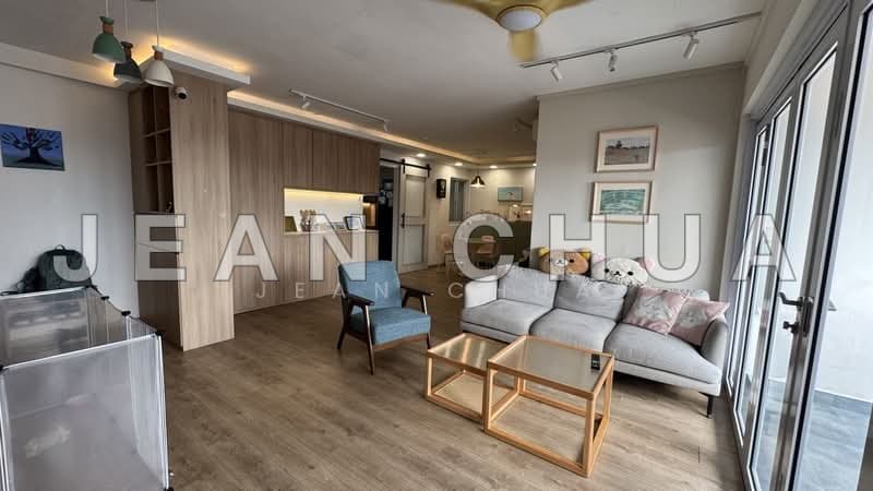 High-Floor Executive Apartment at Jurong West Central 1