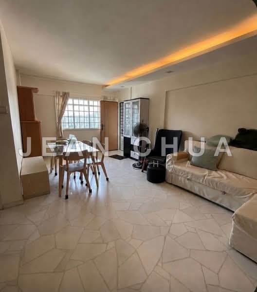 4NG Corner Unit HDB Flat at Jurong East Street 32 – High Floor, Unblocked View