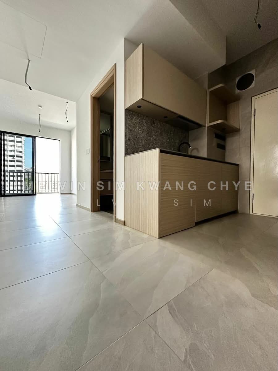 Mori 2-Bed 2-Bath with City View – 721 sqft Freehold Condo
