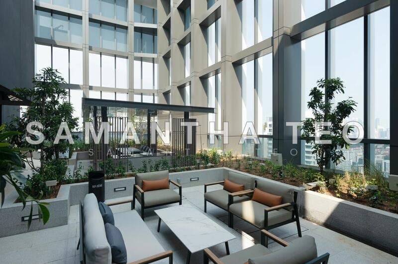 Riviere – Super High Floor 3-Bed Water-Facing Unit at Jiak Kim Street