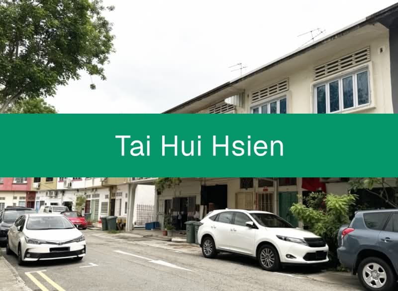 Corner Walk-Up Apartment at Joo Avenue – 3 Bed, 999-Year Lease