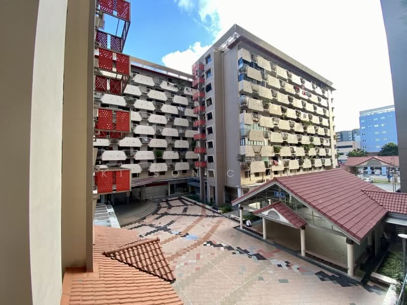 3-Room Standard HDB Flat with Utility Room at Selegie Road