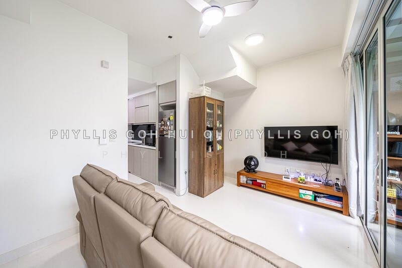 High Floor 2-Bed 3-Bath Duplex Penthouse at NEWest