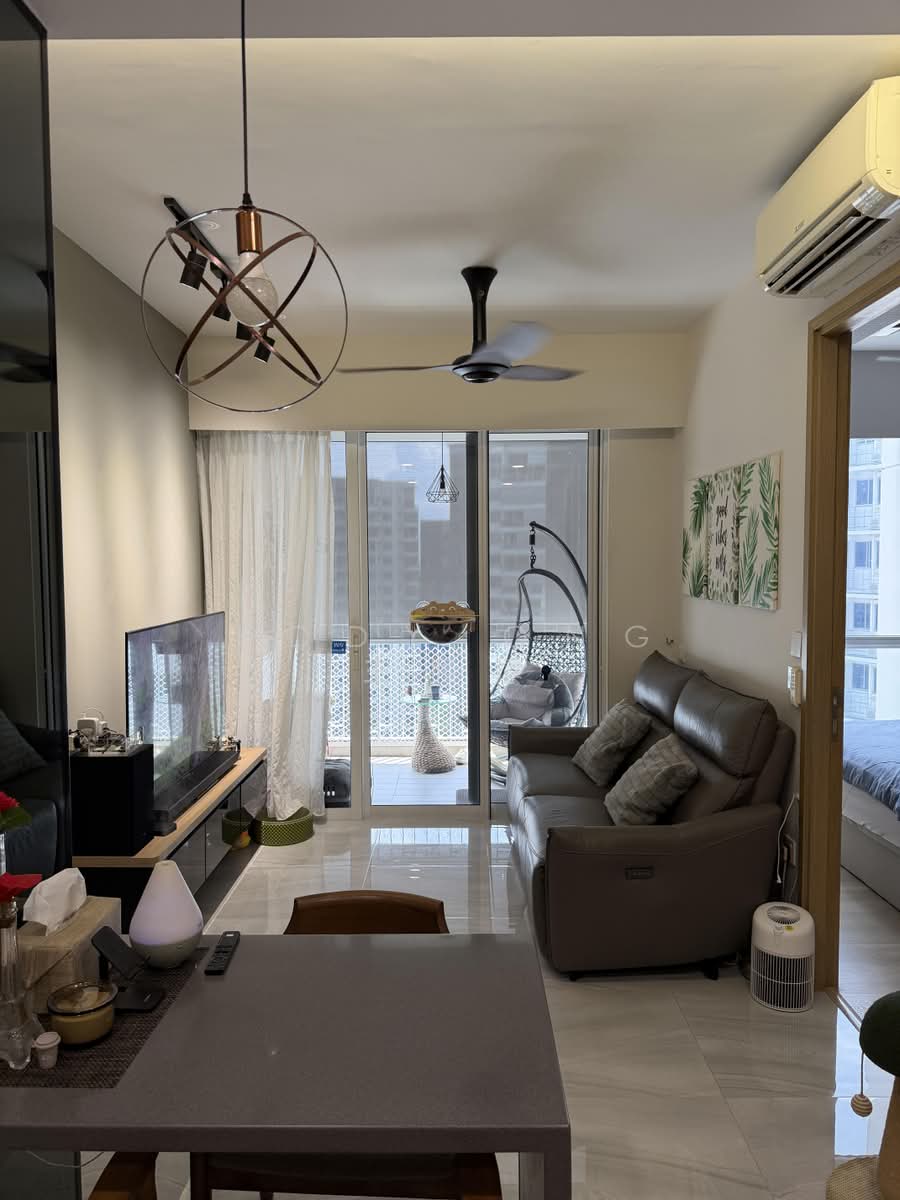 High Floor Renovated 2-Bedroom Unit at High Park Residences