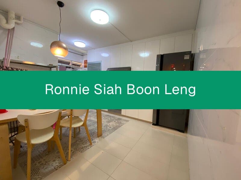 Renovated 4-Room HDB Flat for Rent at Pasir Ris Street 52
