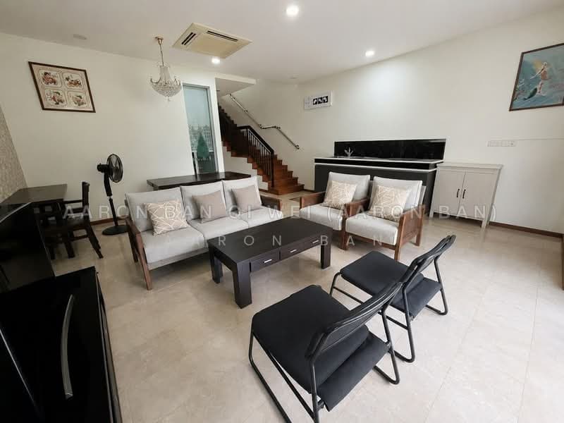 Freehold 4-Storey Inter-Terrace at Springside Avenue – 5 Bedrooms