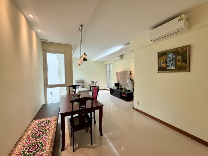 Savannah Condopark 3-Bed Low Floor Unit at Simei Rise