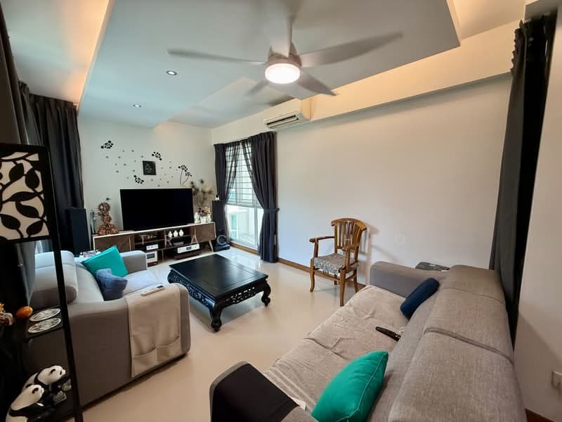 Savannah Condopark – Bright Corner Unit with Partial Pool View