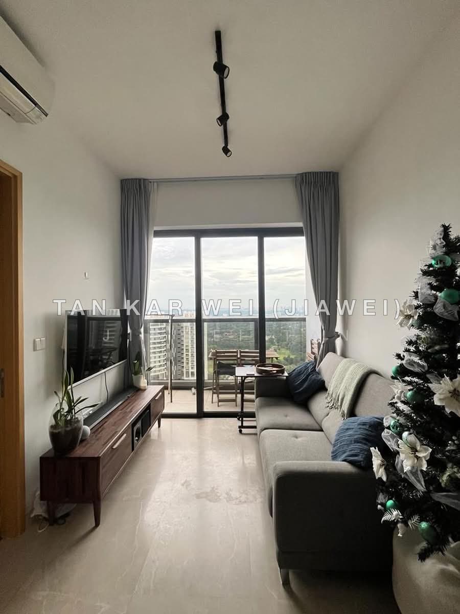 High Floor 1-Bed Unit at Commonwealth Towers, Near Queenstown MRT