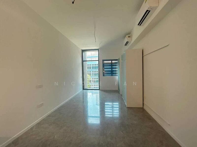 The M Studio Unit at 30 Middle Road – Fire Sale Price