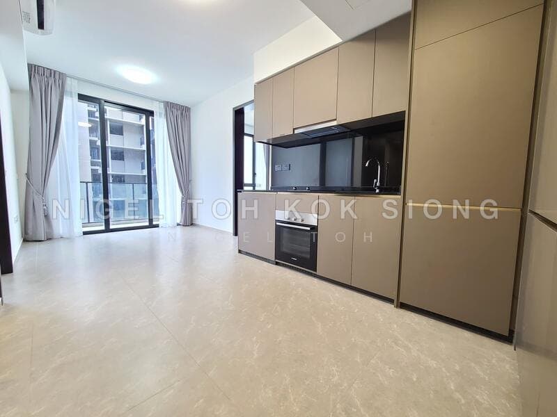 Park Colonial 2-Bed 2-Bath Unit Above Woodleigh MRT
