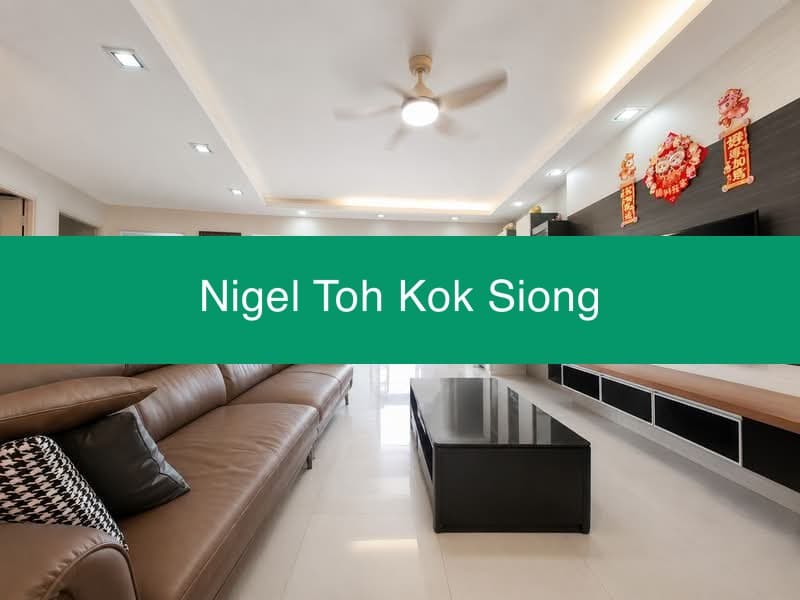Executive Apartment at 468B Admiralty Drive – 1,475 sqft, Renovated