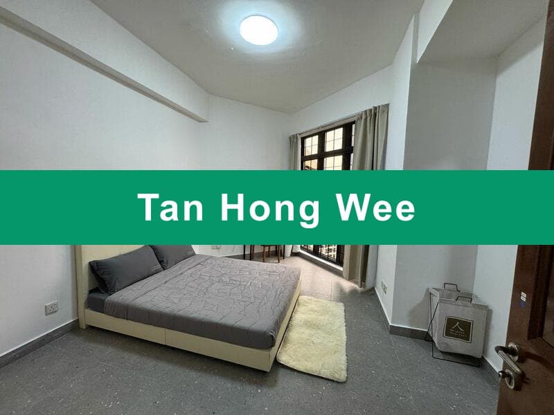 Master Bedroom for Rent at Dover Parkview – Utilities & Wi-Fi Included