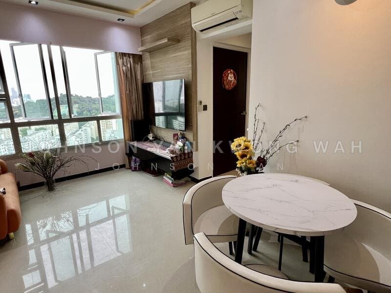 3A HDB Flat on 30th Floor with Panoramic Views at Telok Blangah Street 31