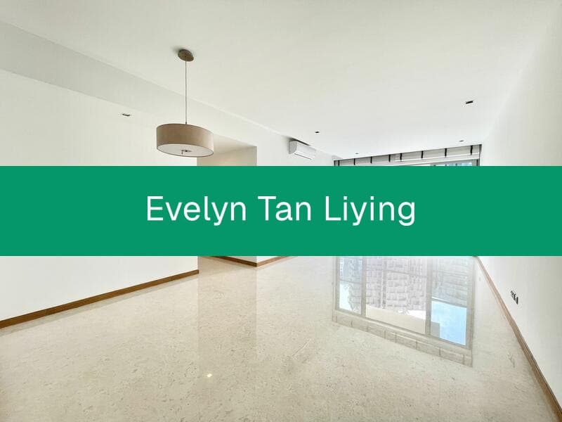 Paterson Residence – Spacious 4-Bed + Utility + Yard, Pool Facing