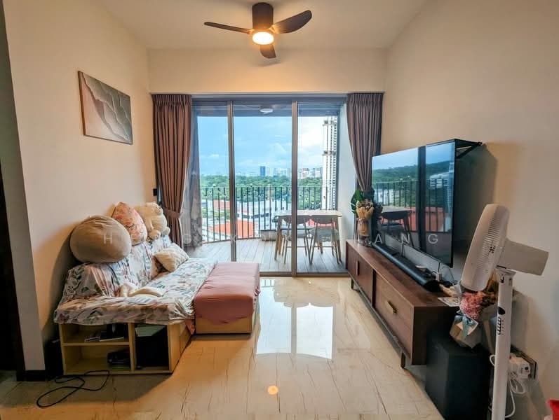 Queens Peak 2-Bed Condo with Greenery View, Opposite Queenstown MRT