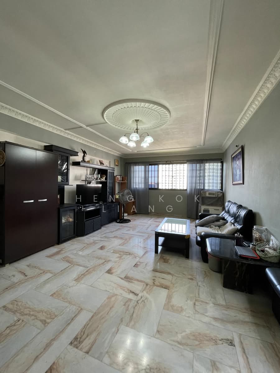 5-Room HDB Point Block, High Floor Near Havelock MRT