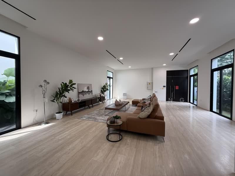 Brand New 2.5-Storey + Basement Detached House at Grove Drive, District 10