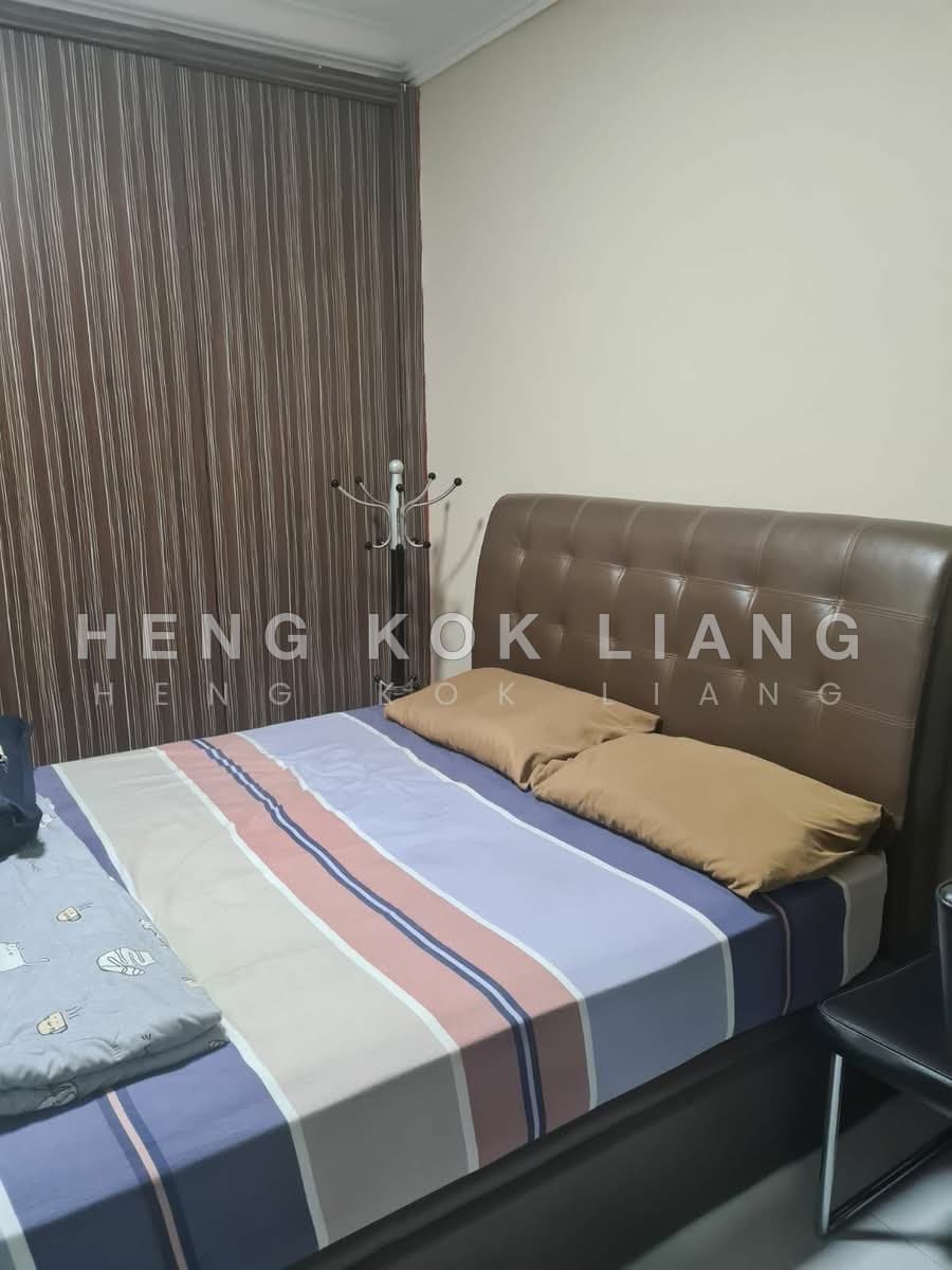 Master Room for Rent at 805 Woodlands Street 81