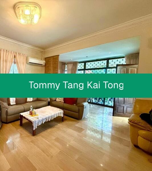 Semi-Detached House at Dairy Farm Estate – 4 Beds, A&A Potential