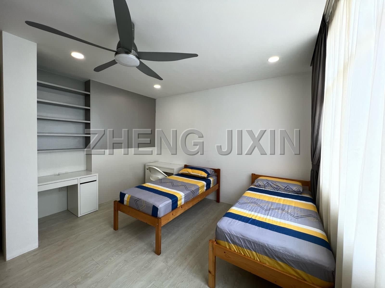 Spacious En Suite Room for Rent – Near Kovan MRT