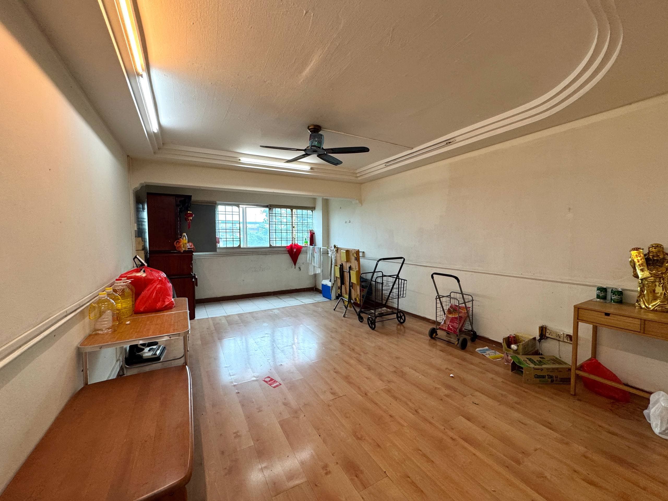 Rare HDB Executive Apartment at 51 Teban Gardens Road