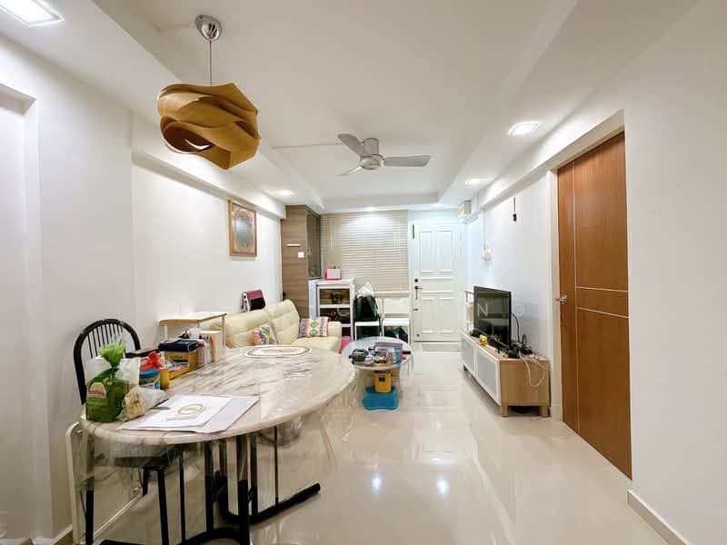 3-Room Corner HDB Flat at 94 Commonwealth Drive