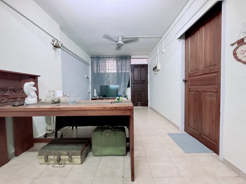 3-Room HDB Flat with Utility Room at Holland Avenue