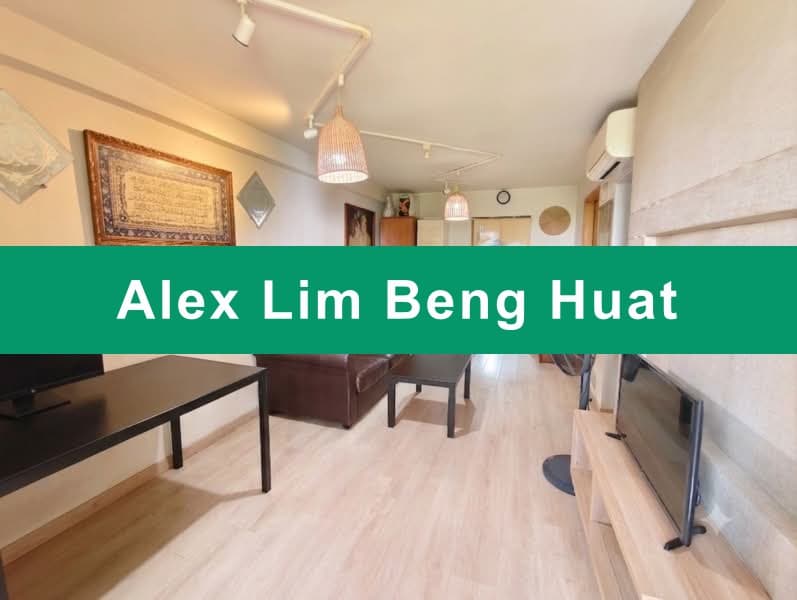 3I HDB Flat at 215 Boon Lay Place – High Floor, Quiet