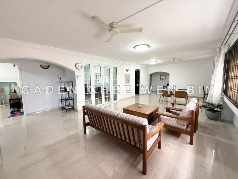 High Floor Executive Apartment at Choa Chu Kang North 6