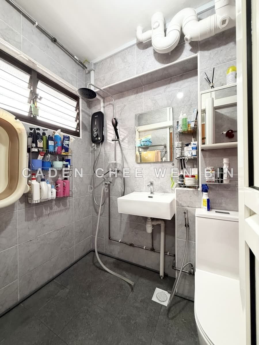 4A HDB Flat at 187 Bukit Batok West Ave 6 – Spacious 1,130 sqft