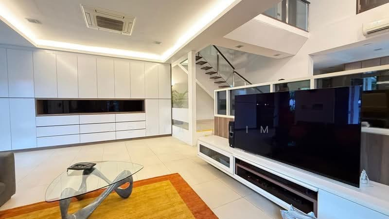 Freehold Multi-Gen Semi-Detached at Begonia – 6 Bed/6 Bath with Pool