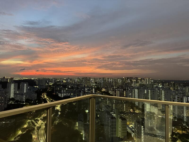 Avenue South Residence – 2-Bed 2-Bath Dumbbell Layout, Peak Collection