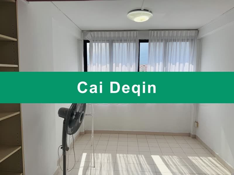 3I HDB Flat at 4 Queen's Road – Mid Floor, Near MRT