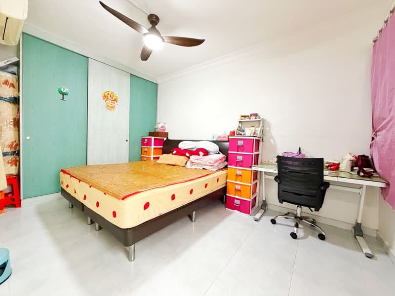 High Floor Corner Unit 4A HDB at Hougang Street 52