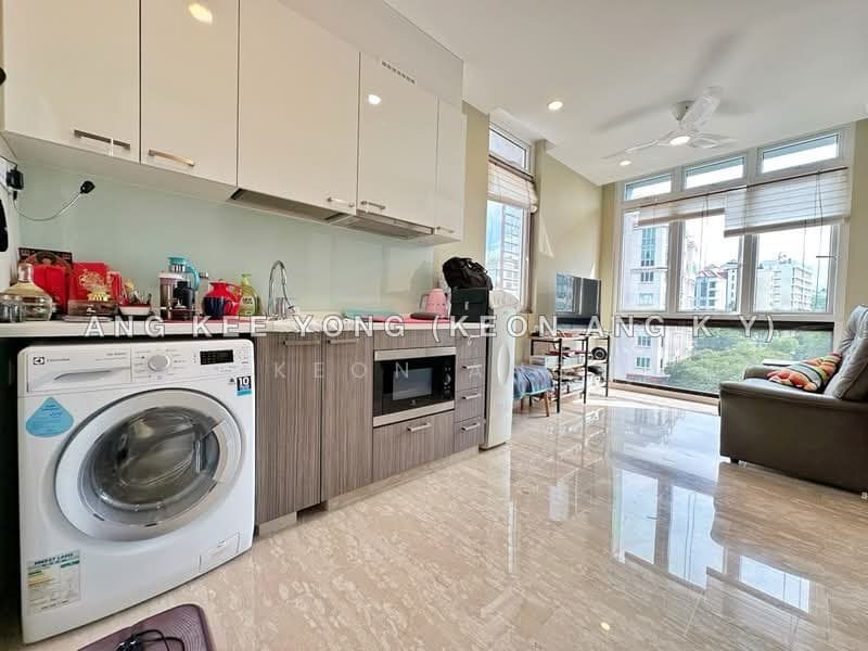 The Hillford – 1-Bed Mid-High Floor, Unblocked View