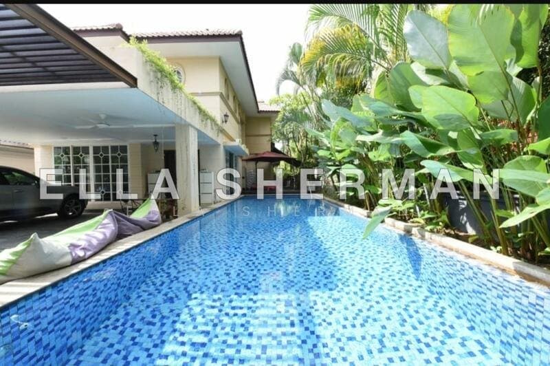 2-Storey Detached House at Gentle Villas, 5 Bedrooms