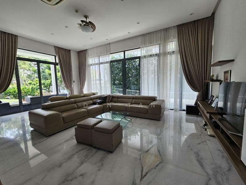 Fernhill Freehold Semi-Detached — 15,794 sqft, 9 Ensuite Bedrooms, Pool & Lift
