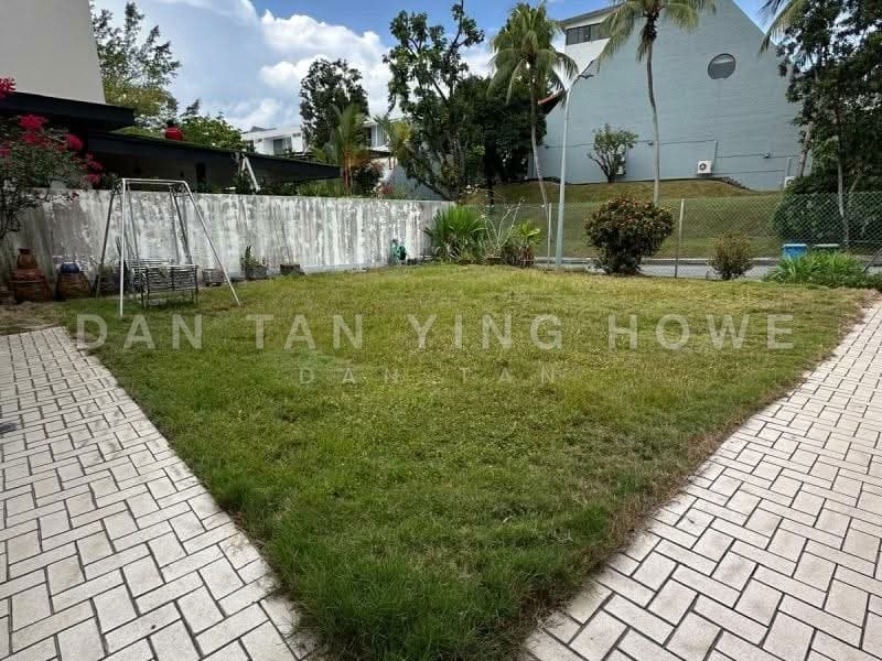 Watten Bungalow – Elevated Regular Plot in Prime Enclave