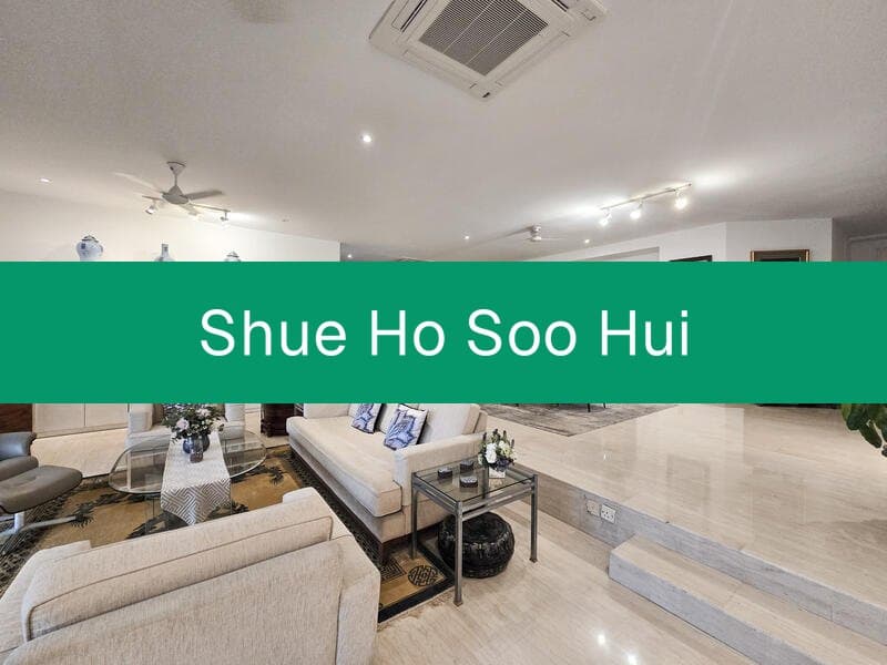 Spacious 4-Bed 4-Bath Condo at Astrid Meadows, Coronation Road West