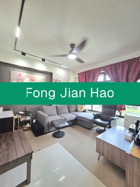 Well-Maintained 4-Room HDB at 991B Buangkok Link